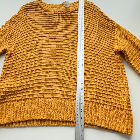 Divided Knit Sweater Mustard Yellow Size M - Picture 9 of 9